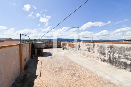 Casa à venda com 152m², 3 quartos e 2 vagasÁrea externa