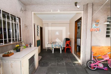 Casa à venda com 152m², 3 quartos e 2 vagasÁrea externa