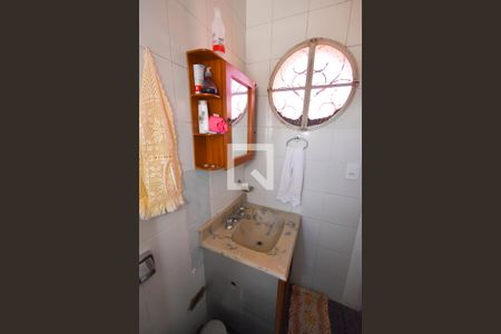 Casa à venda com 152m², 3 quartos e 2 vagasBanheiro da Suíte