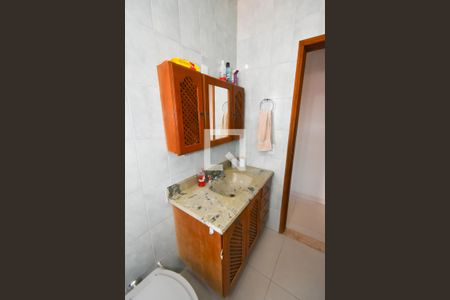 Casa à venda com 152m², 3 quartos e 2 vagasBanheiro 1