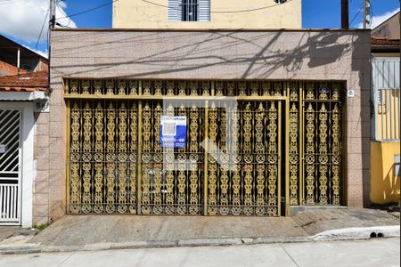 Casa à venda com 152m², 3 quartos e 2 vagasFachada