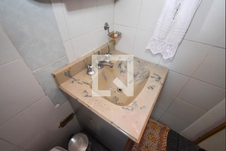 Casa à venda com 152m², 3 quartos e 2 vagasBanheiro da Suíte