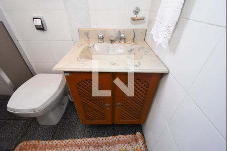 Casa à venda com 152m², 3 quartos e 2 vagasBanheiro da Suíte