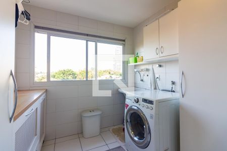 Área de Serviço  de apartamento à venda com 3 quartos, 227m² em Vila Yara, Osasco