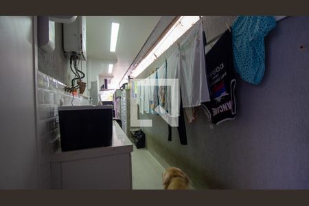 Casa de condomínio à venda com 302m², 5 quartos e 2 vagas Casa de condomínio à venda com 302m², 5 quartos e 2 vagasÁrea de Serviço