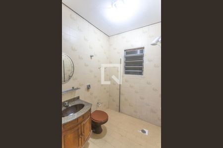 Casa à venda com 160m², 3 quartos e 2 vagasBanheiro social