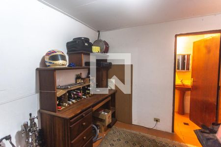 Casa à venda com 160m², 3 quartos e 2 vagasSuíte