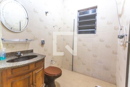 Casa à venda com 160m², 3 quartos e 2 vagasBanheiro social