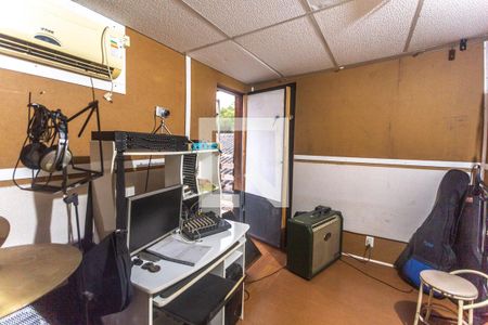 Casa à venda com 160m², 3 quartos e 2 vagasEdícula