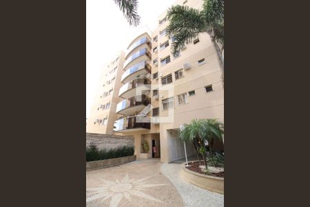 Apartamento à venda com 86m², 2 quartos e 1 vagaFachada