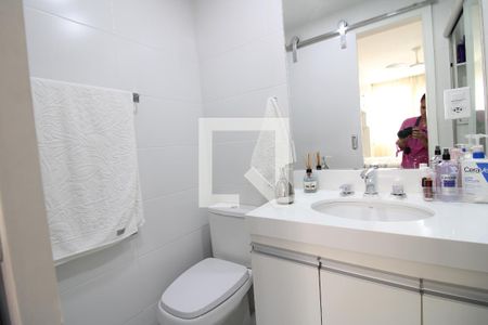 Apartamento à venda com 86m², 2 quartos e 1 vagaBanheiro da Suíte