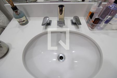 Apartamento à venda com 86m², 2 quartos e 1 vagaBanheiro da Suíte