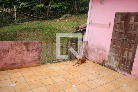 Casa à venda com 3000m², 4 quartos e 2 vagasQuintal