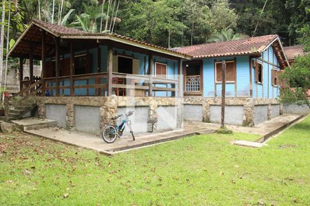 Casa à venda com 3000m², 4 quartos e 2 vagasfachada da casa 1