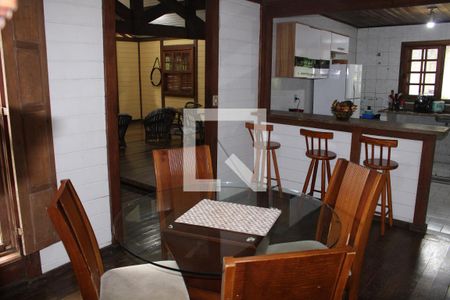 Casa à venda com 3000m², 4 quartos e 2 vagasSala de Jantar