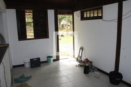 Casa à venda com 3000m², 4 quartos e 2 vagasSala