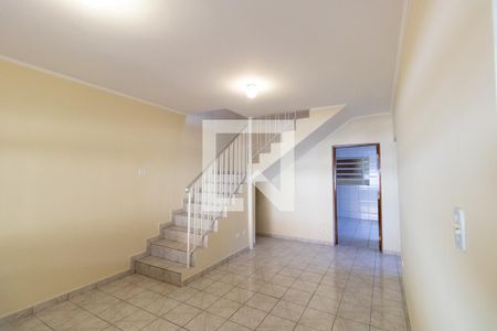 Casa para alugar com 200m², 3 quartos e 2 vagas Casa para alugar com 200m², 3 quartos e 2 vagasSala