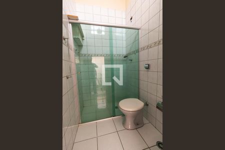 Casa para alugar com 180m², 3 quartos e 2 vagasBanheiro