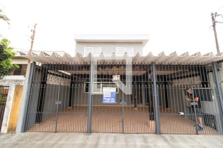Casa para alugar com 180m², 3 quartos e 2 vagasFachada
