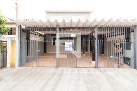 Casa para alugar com 180m², 3 quartos e 2 vagasFachada
