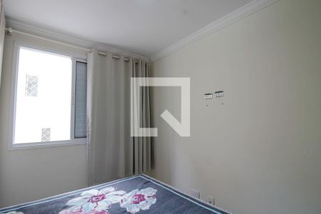 Quarto 1 de apartamento para alugar com 2 quartos, 45m² em Jardim Elizabete, Taboão da Serra