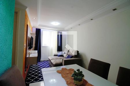 Sala  de apartamento para alugar com 2 quartos, 45m² em Jardim Elizabete, Taboão da Serra