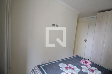 Quarto 1 de apartamento para alugar com 2 quartos, 45m² em Jardim Elizabete, Taboão da Serra