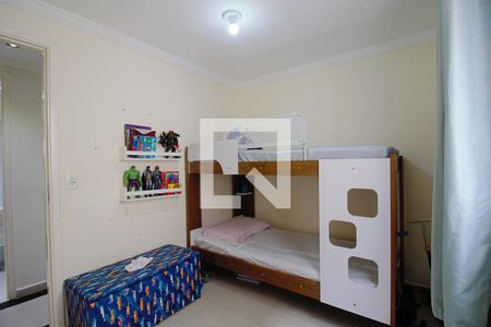 Quarto 2 de apartamento para alugar com 2 quartos, 45m² em Jardim Elizabete, Taboão da Serra