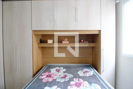 Quarto 1 de apartamento para alugar com 2 quartos, 45m² em Jardim Elizabete, Taboão da Serra