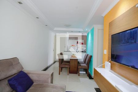 Sala  de apartamento para alugar com 2 quartos, 45m² em Jardim Elizabete, Taboão da Serra