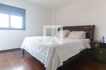 Apartamento à venda com 384m², 4 quartos e 7 vagasSuíte 3