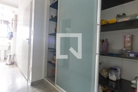 Apartamento à venda com 384m², 4 quartos e 7 vagasCozinha
