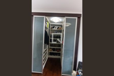 Apartamento à venda com 384m², 4 quartos e 7 vagasCloset da suíte 1