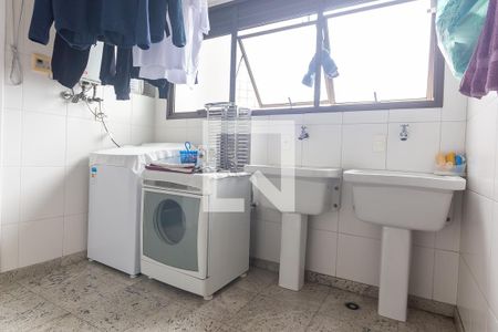 Apartamento à venda com 384m², 4 quartos e 7 vagasÁrea de Serviço