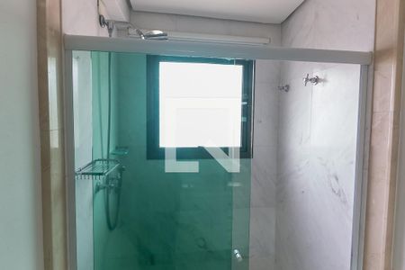 Apartamento à venda com 384m², 4 quartos e 7 vagasBanheiro da Suíte 2