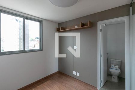 Quarto Suíte de apartamento para alugar com 2 quartos, 54m² em Padre Eustáquio, Belo Horizonte