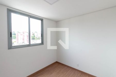 Quarto 1 de apartamento para alugar com 2 quartos, 54m² em Padre Eustáquio, Belo Horizonte