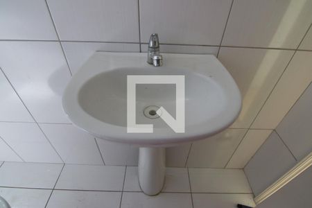 Casa para alugar com 100m², 2 quartos e 2 vagasBanheiro da Suíte 1