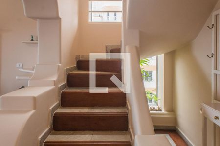 Escada de apartamento para alugar com 4 quartos, 319m² em Balneario Cidade Atlantica, Guarujá