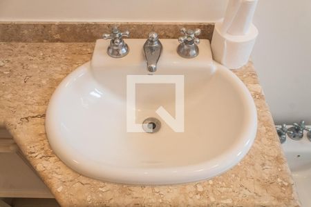 Apartamento para alugar com 319m², 4 quartos e 2 vagasBanheiro da Suíte 1