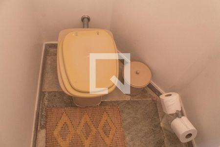 Lavabo de apartamento para alugar com 4 quartos, 319m² em Balneario Cidade Atlantica, Guarujá