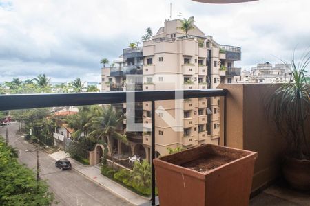 Apartamento para alugar com 319m², 4 quartos e 2 vagasSacada do Quarto 2