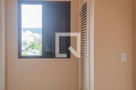 Apartamento para alugar com 319m², 4 quartos e 2 vagasQuarto de Serviço