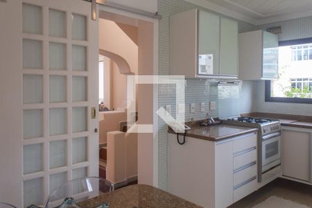 Apartamento para alugar com 319m², 4 quartos e 2 vagasCozinha