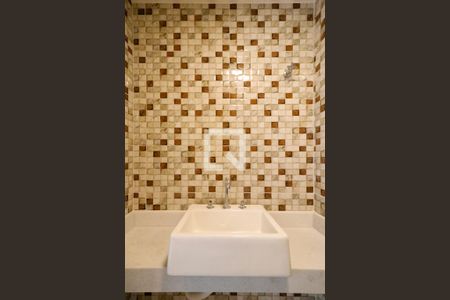 Apartamento à venda com 70m², 1 quarto e 1 vagaDetalhe do banheiro