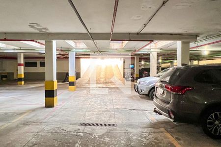 Apartamento à venda com 70m², 1 quarto e 1 vagaGaragem - Moradores