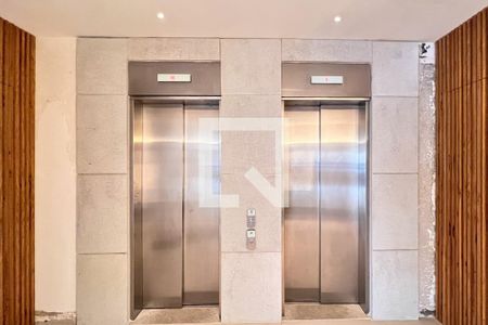 Apartamento à venda com 70m², 1 quarto e 1 vagaÁrea comum