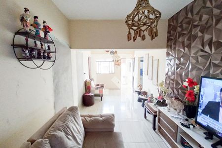 Casa à venda com 360m², 3 quartos e 2 vagasSala de estar 