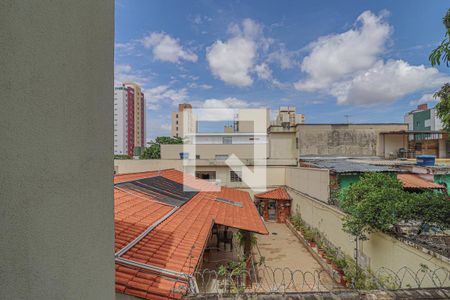 Vista do Quarto 2 de apartamento para alugar com 2 quartos, 63m² em Sagrada Família, Belo Horizonte