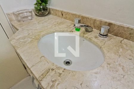 Apartamento à venda com 115m², 3 quartos e 2 vagasBanheiro da Suíte americana